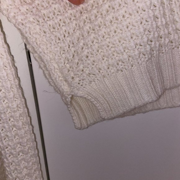 [2-Piece] Cropped Knit Sweaters | White + Green - Picture 13 of 15